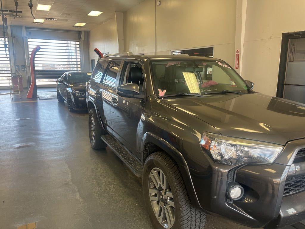 2016 Toyota 4Runner Base