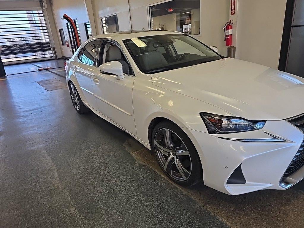 2019 Lexus IS 300 300