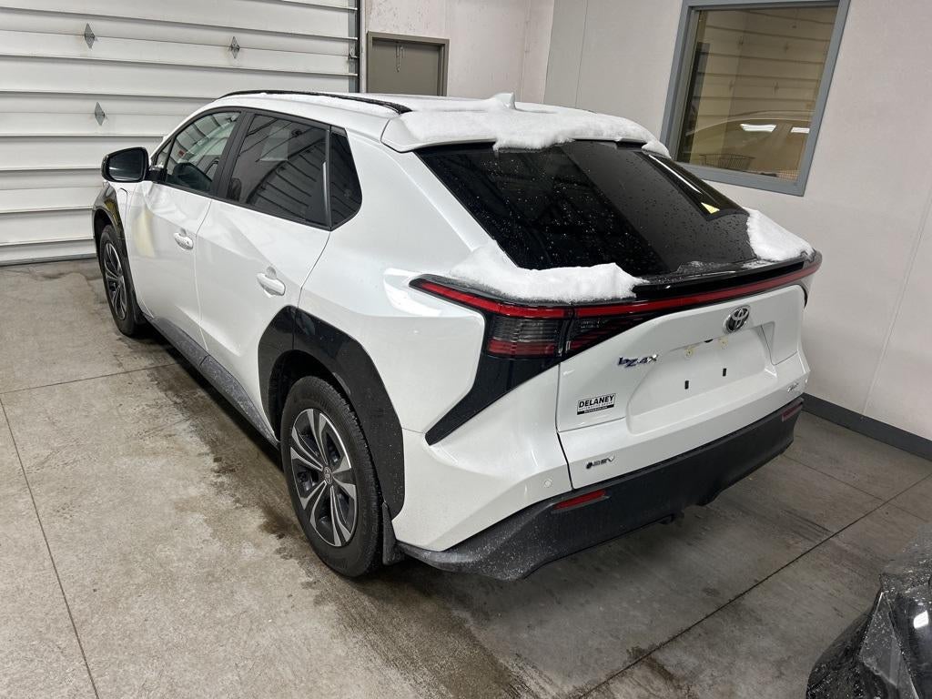 2024 Toyota bZ4X XLE