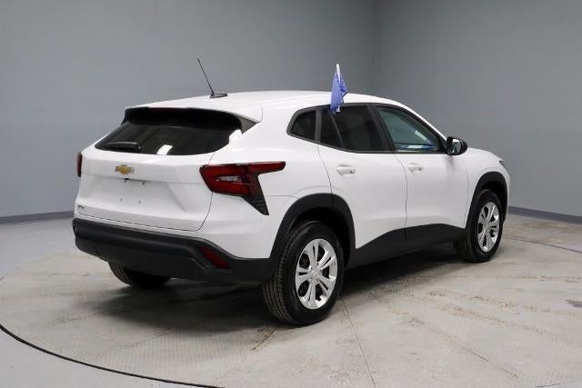 2025 Chevrolet Trax LS