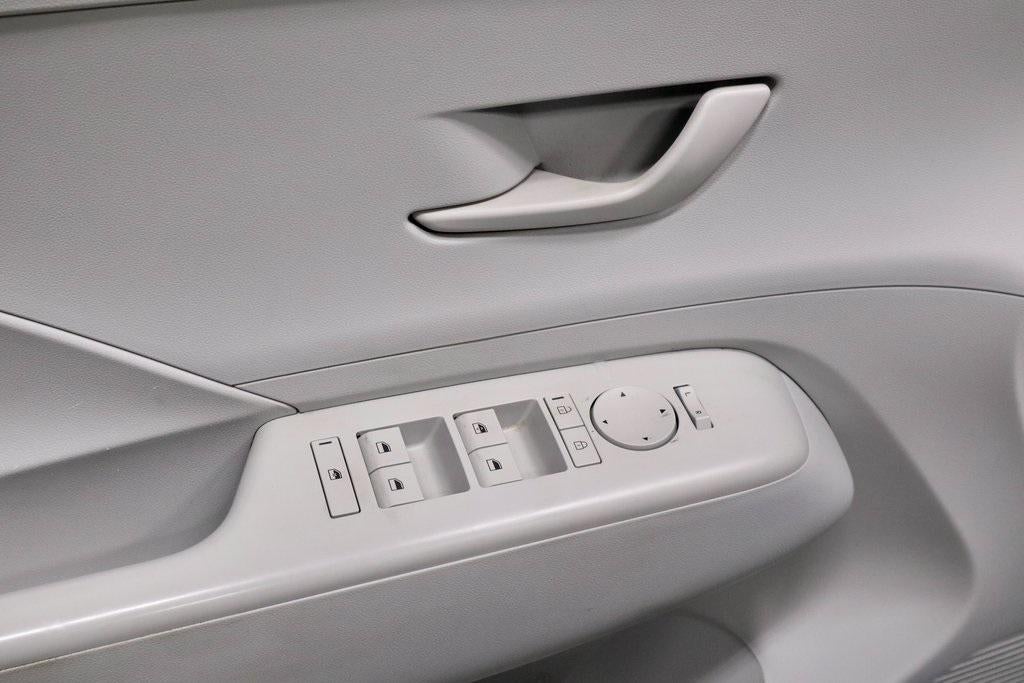 2024 Hyundai KONA ELECTRIC SE