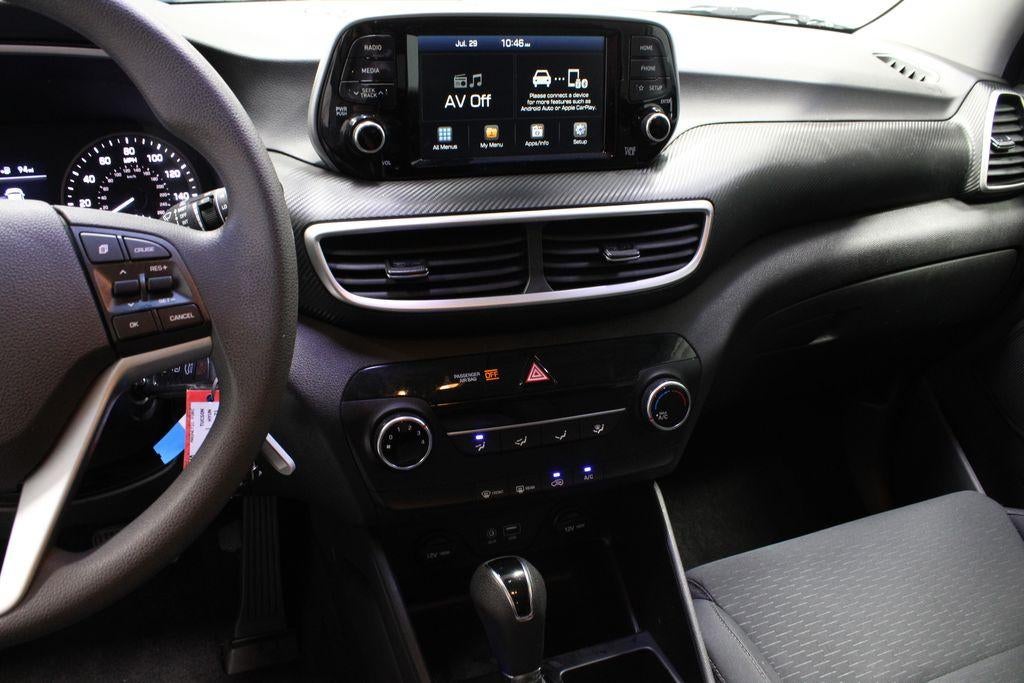 2021 Hyundai TUCSON SE