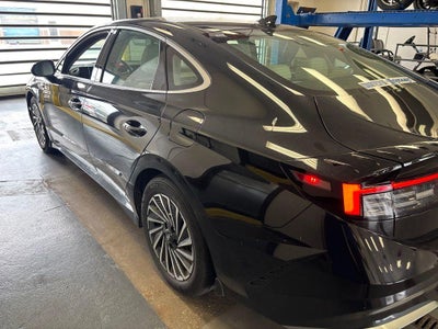 2025 Hyundai SONATA HYBRID SEL