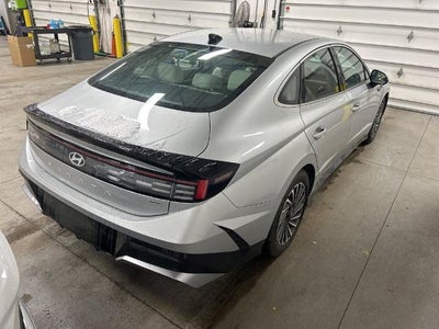 2025 Hyundai SONATA HYBRID SEL