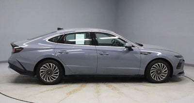 2025 Hyundai SONATA HYBRID SEL