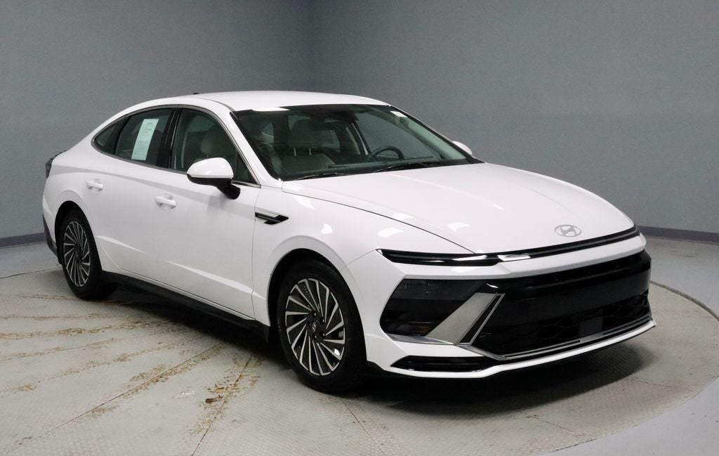 2025 Hyundai SONATA HYBRID SEL