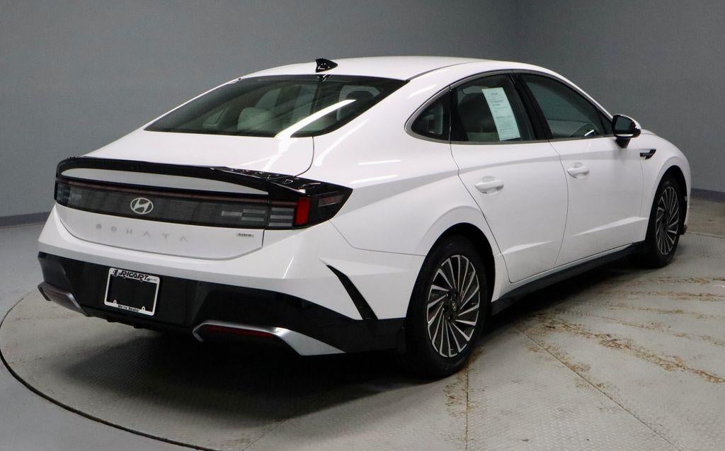 2025 Hyundai SONATA HYBRID SEL