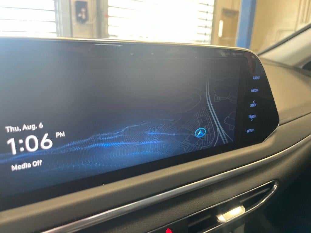 2023 Hyundai SONATA HYBRID Limited