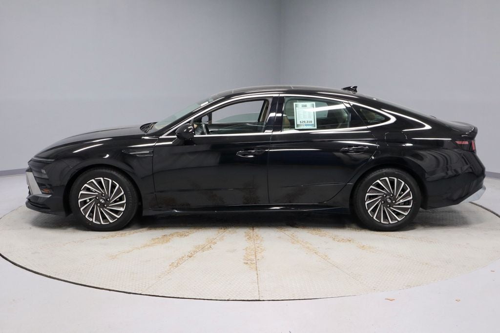2025 Hyundai SONATA HYBRID Limited