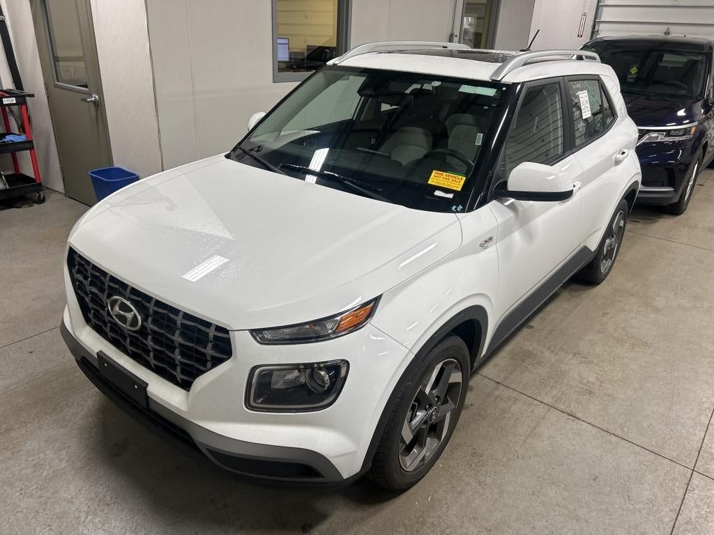 2025 Hyundai VENUE SEL