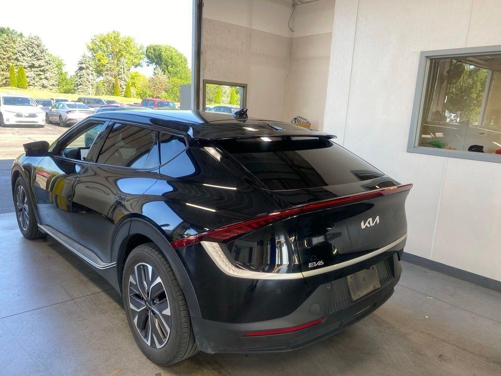 2024 Kia EV6 Light
