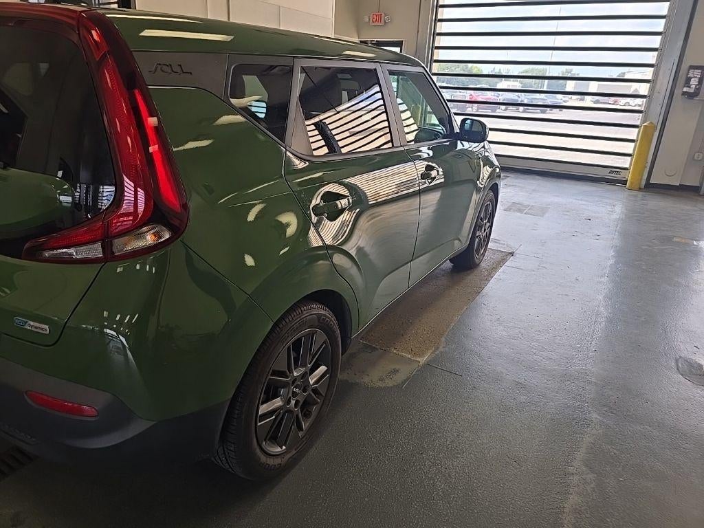 2022 Kia Soul EX