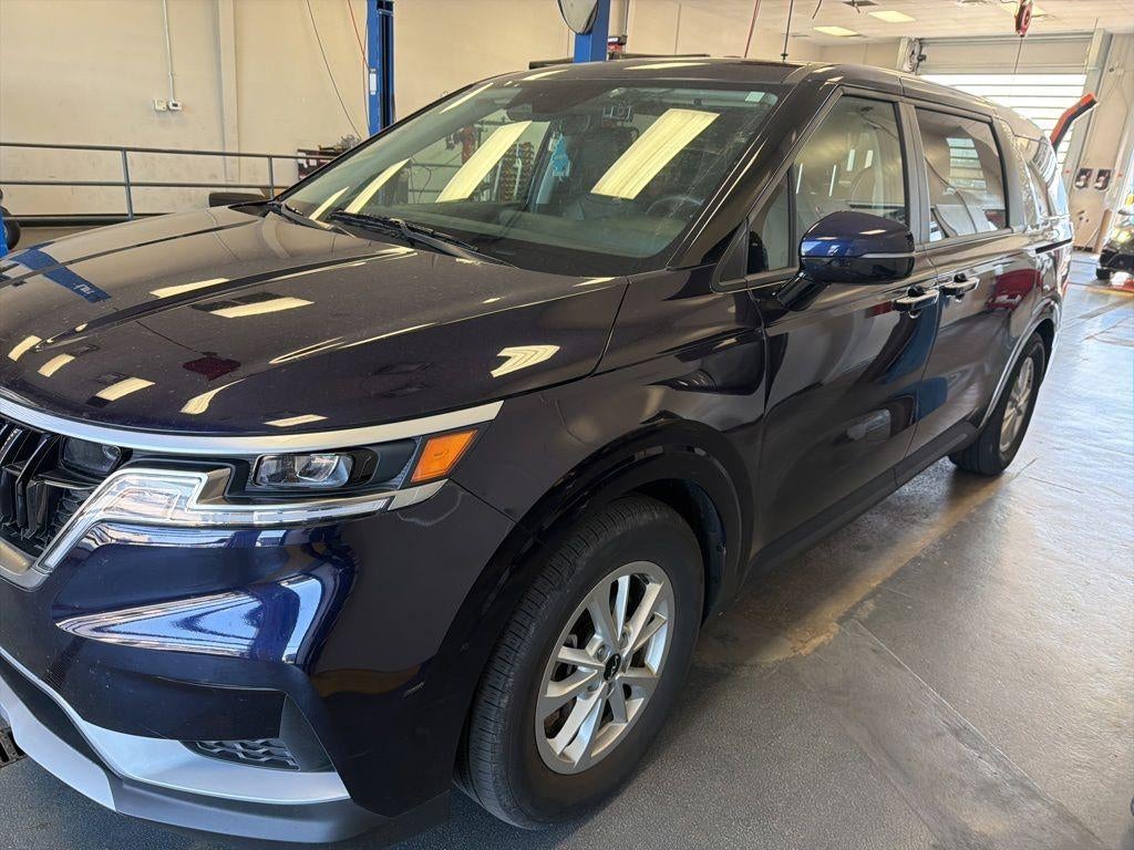 2024 Kia Carnival LX Seat Package