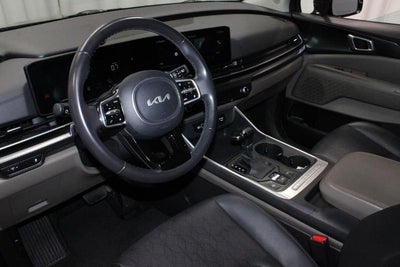 2025 Kia Carnival LXS