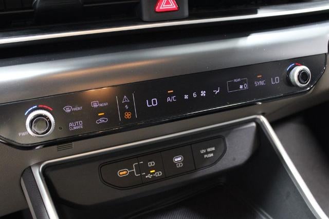 2025 Kia Carnival LXS