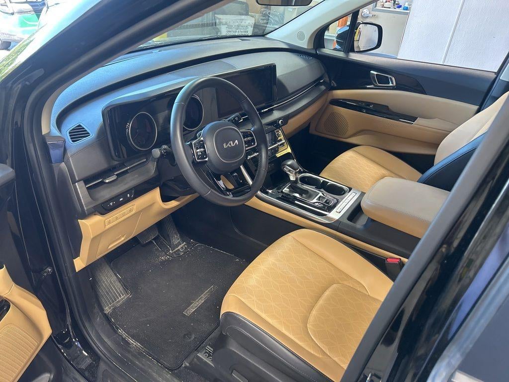 2024 Kia Carnival EX