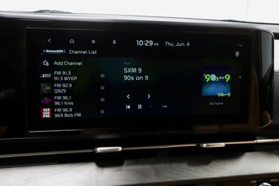 2024 Kia Carnival EX