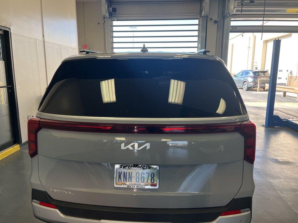 2025 Kia Carnival EX