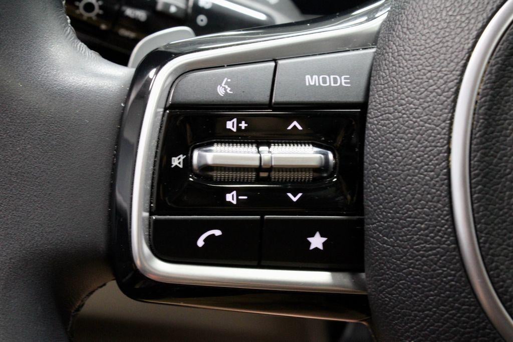 2025 Kia Carnival Hybrid SX