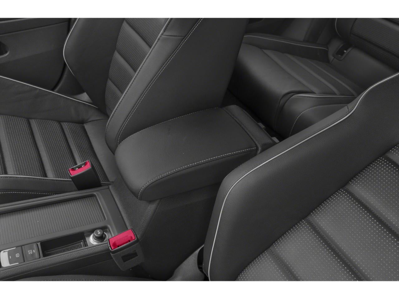 2019 Volkswagen Golf R DCC & Navigation 4Motion