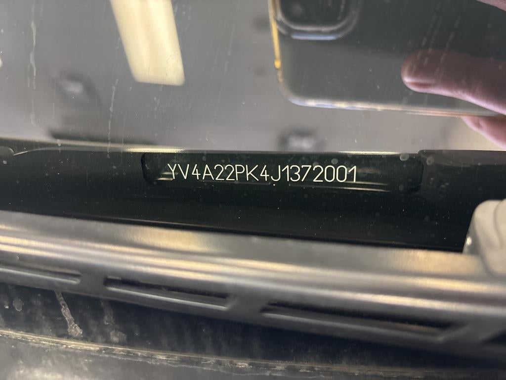 2018 Volvo XC90 T6 Momentum