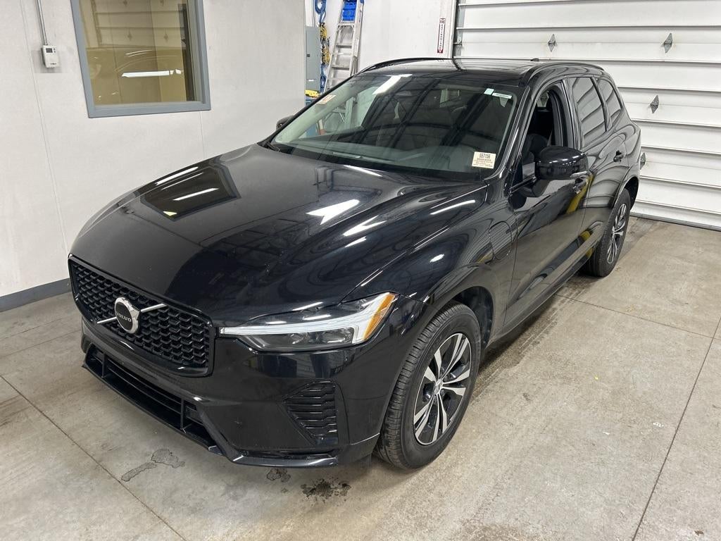 2024 Volvo XC60 Recharge Plug-In Hybrid T8 Plus Dark Theme