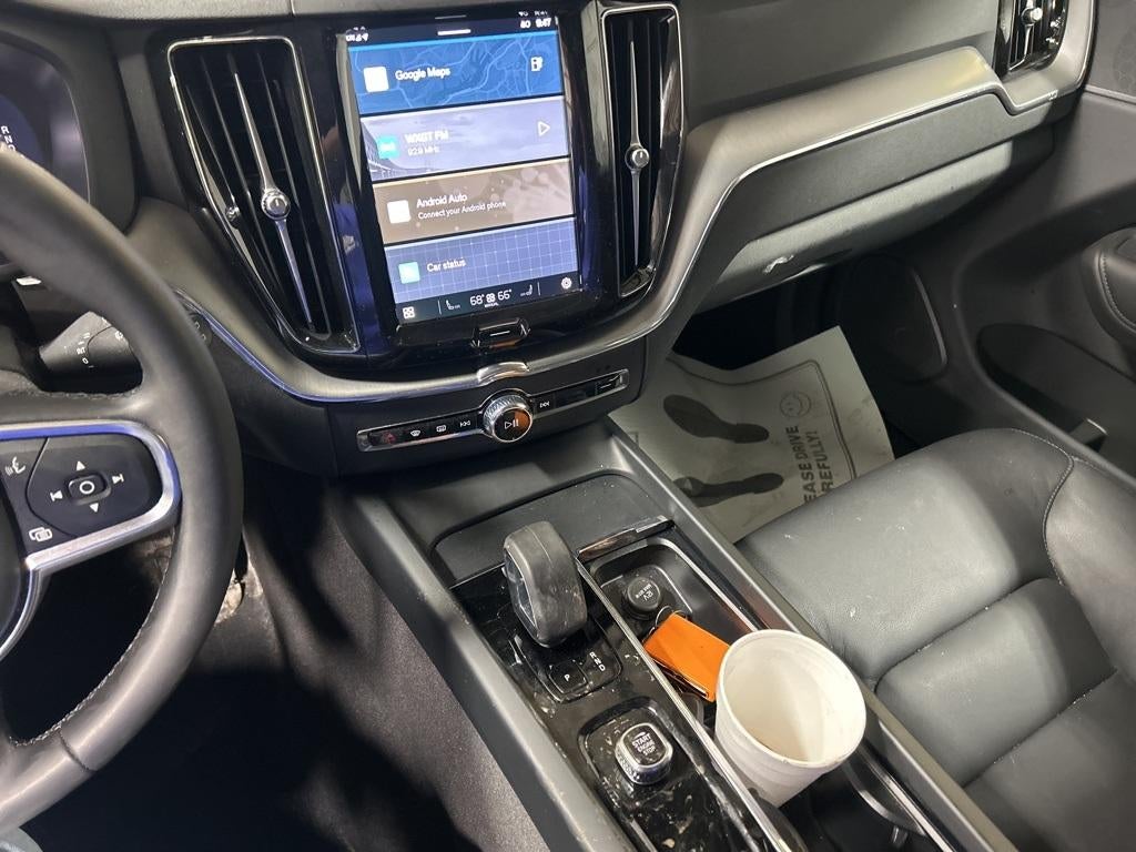 2024 Volvo XC60 Recharge Plug-In Hybrid T8 Plus Dark Theme