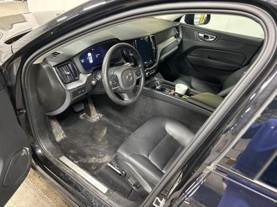 2024 Volvo XC60 Recharge Plug-In Hybrid T8 Plus Dark Theme